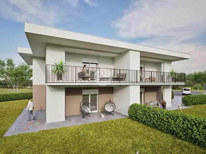 Appartamento trilocale in vendita in Via Salmeggia, Cenate Sotto