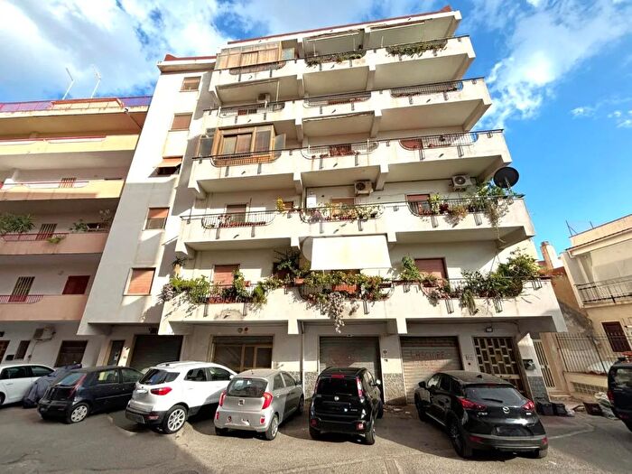 Appartamento quadrilocale in vendita in Via Abate Sant Elia, Reggio Calabria