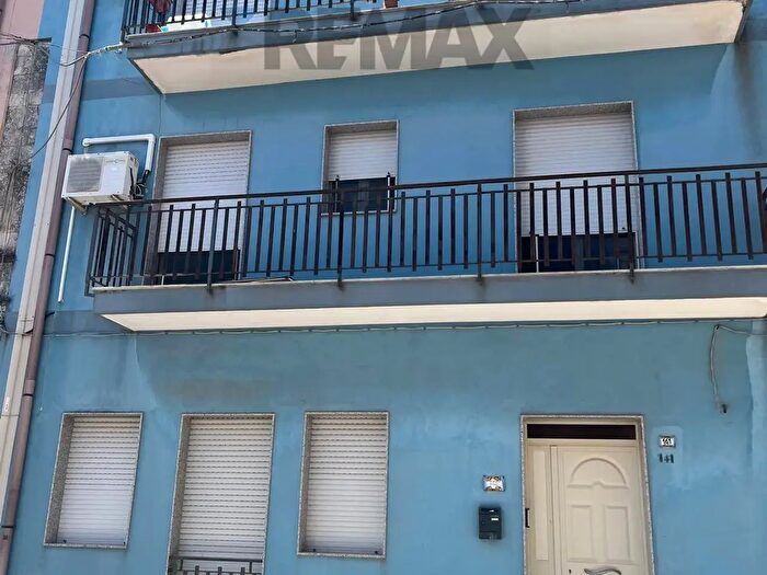 Casa con 6 locali in vendita in Via Iblea, Melilli