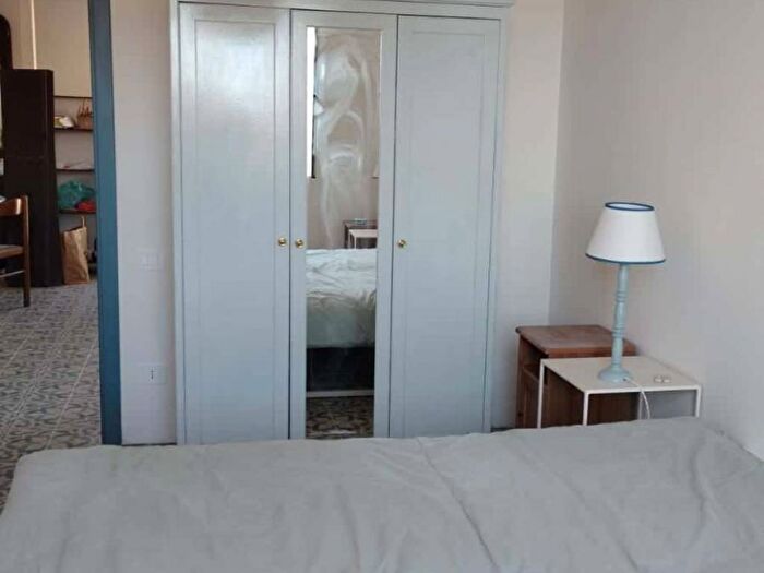 Appartamento bilocale in affitto in Via Antonio de Curtis, San Carlo AllArena, Napoli