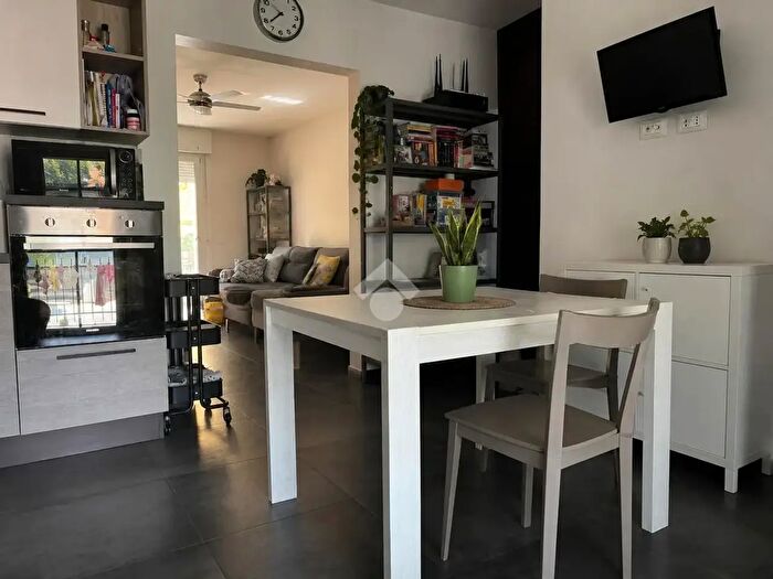 Appartamento quadrilocale in vendita in Via Lame, Castel Maggiore
