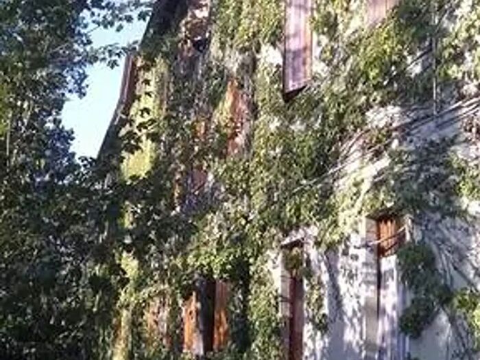 Appartamento con 5 locali in vendita in Pianello Val Tidone
