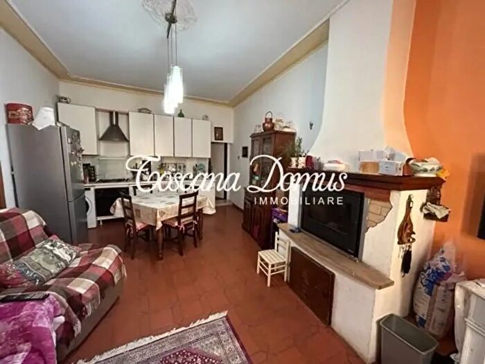 Appartamento con 7 locali in vendita in Siena