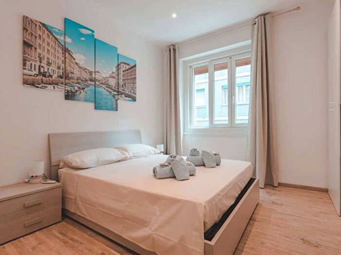 Appartamento bilocale in affitto in Via dei Giacinti, Gretta, Trieste