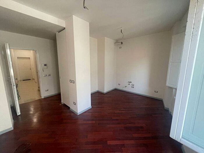 Appartamento bilocale in affitto in Via Roma, Centro, Mantova