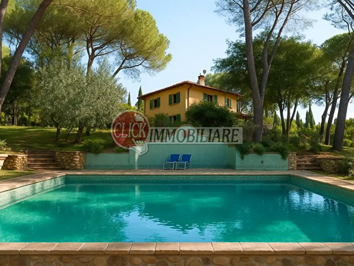 Casa con 10 locali in vendita in Barberino Di Mugello