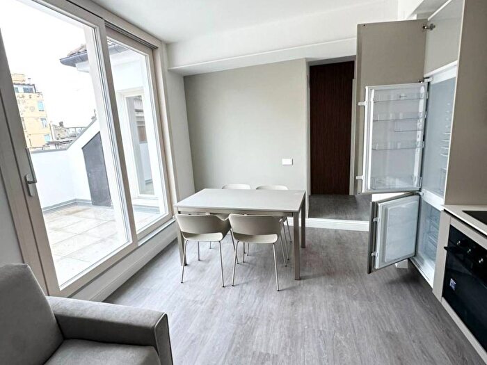 Appartamento trilocale in affitto in Via Antonio Frizzi, Centro Storico, Ferrara