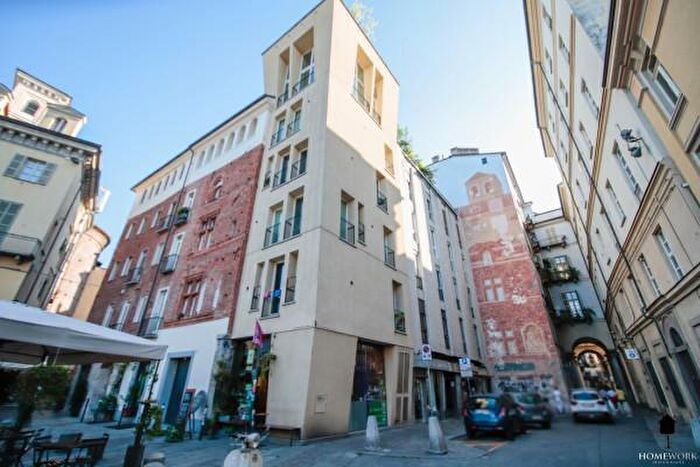 Appartamento quadrilocale in vendita in Via Conte Verde, Torino