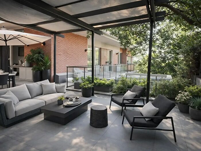 Appartamento con 5 locali in vendita in Via Vittorio Veneto, Ancona