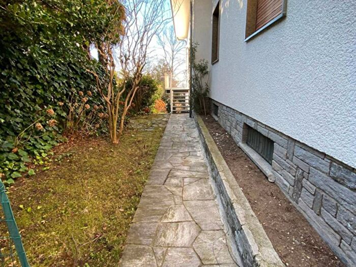 Case in Vendita e in Affitto - 3