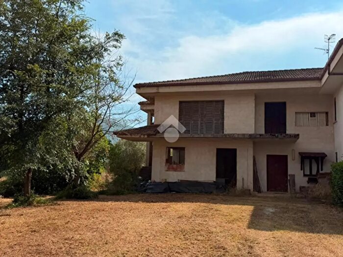 Casa con 5 locali in vendita in Via Ss Venafrana, Venafro