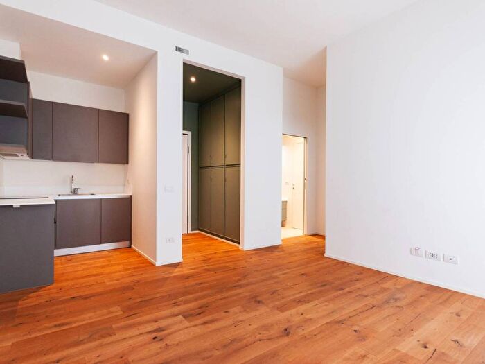 Appartamento bilocale in affitto in Corso Giuseppe Garibaldi, Moscova, Milano