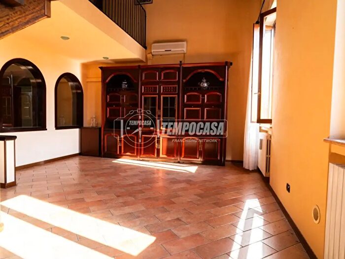 Appartamento trilocale in vendita in Via Malagodi, Fano