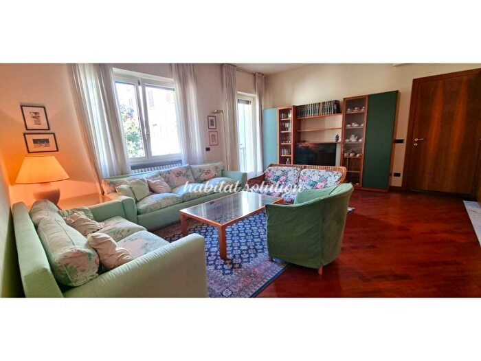 Appartamento quadrilocale in affitto in Carugate
