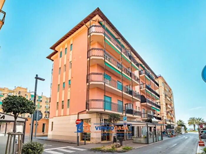 Appartamento bilocale in vendita in Via Andrea Doria, Andora