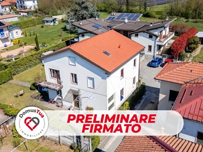 Casa con 6 locali in vendita in Via Antonio Pacinotti, Tradate