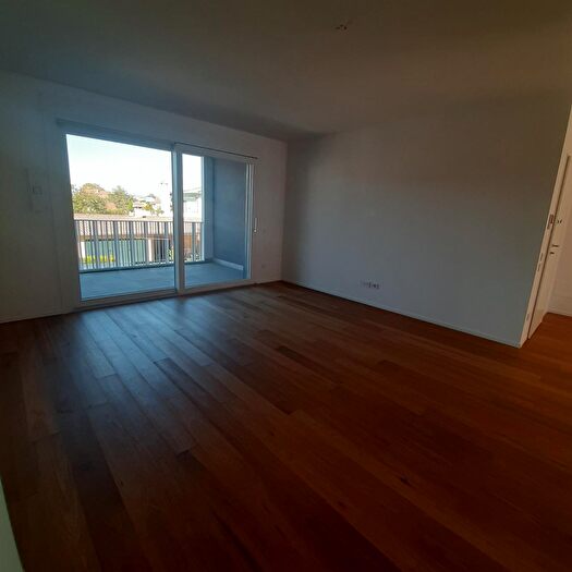 Appartamento quadrilocale in vendita in Via F Lori, Padova