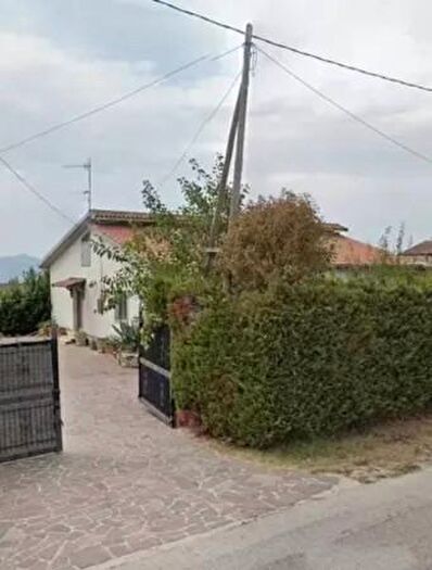 Casa con 6 locali in vendita in Strada Provinciale Bosco della Pietra, Bella