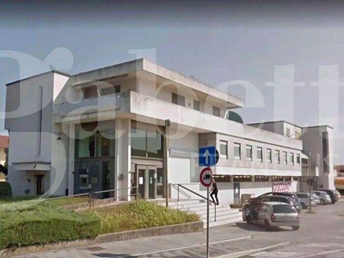 Appartamento con 6 locali in affitto in Villaverla