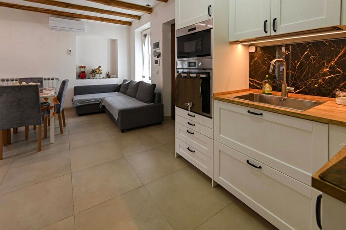 Casa quadrilocale in vendita in Gorizia Via del San Michele, Gorizia