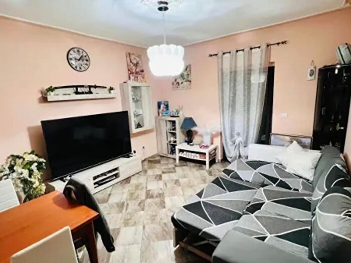 Appartamento trilocale in vendita in Vico Guglielm, Catanzaro