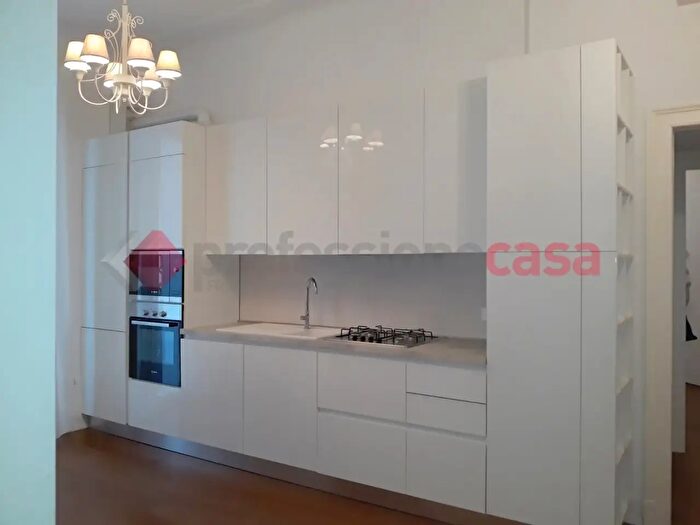 Appartamento bilocale in affitto in Viale Jenner, Milano