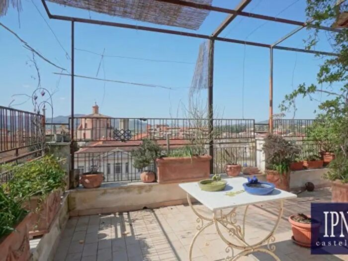 Appartamento con 6 locali in vendita in Umbertide