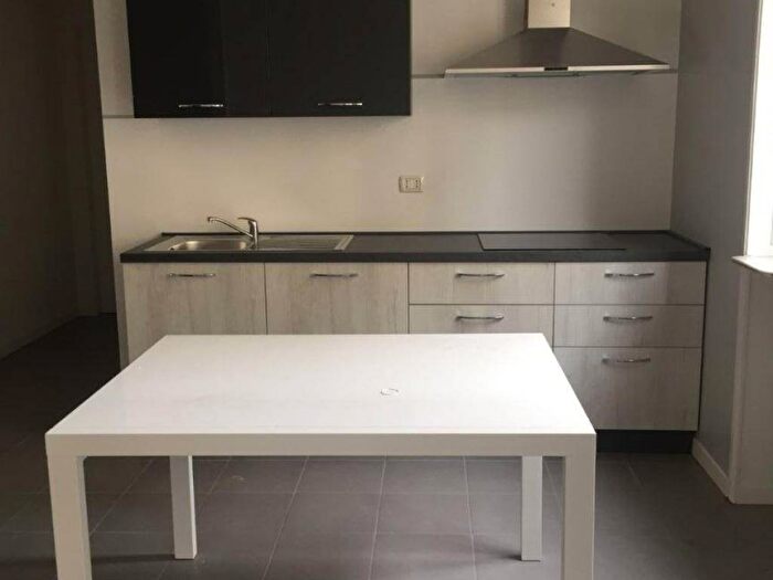 Appartamento bilocale in affitto in Via Giuseppe Garibaldi, Centro, Bergamo