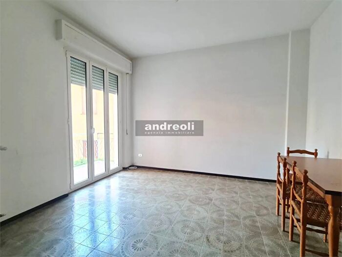 Appartamento con 5 locali in vendita in Jesi