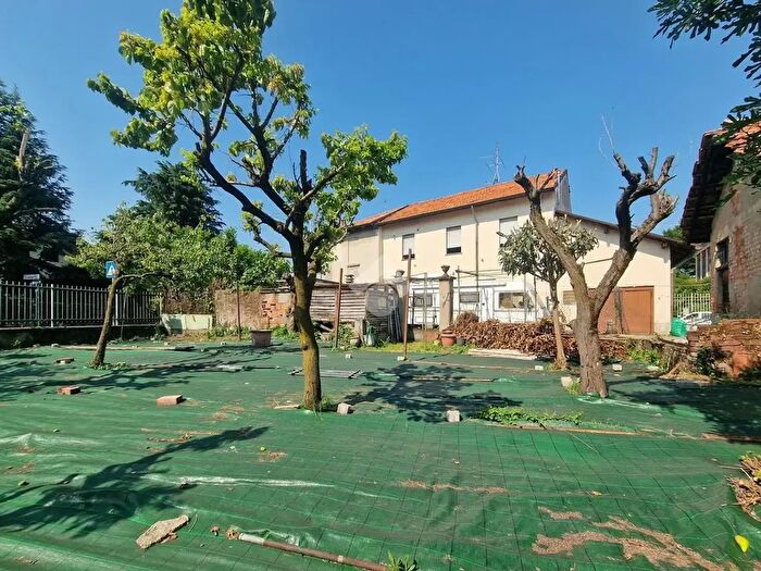 Casa con 5 locali in vendita in Via XXV Aprile, Muggiò