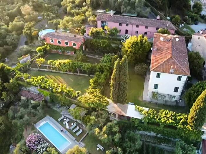 Casa con 6 locali in affitto in Via del Colle e di Stabbiano, La Maulina Morianese, Lucca