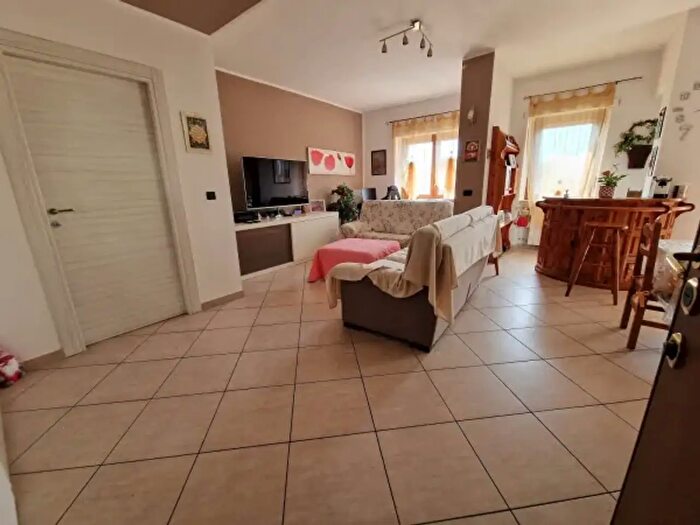 Appartamento trilocale in vendita in Via Roma, Banchette