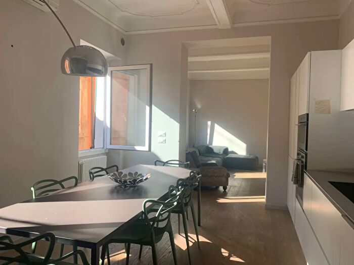 Appartamento quadrilocale in vendita in Corso Settembre, Pesaro