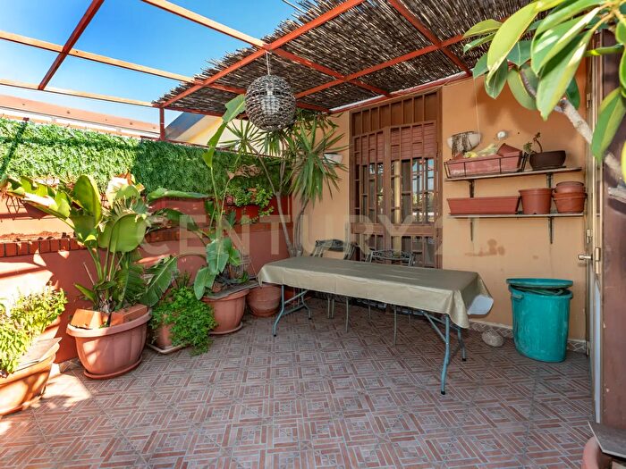 Appartamento con 5 locali in vendita in Via Galermo, Catania