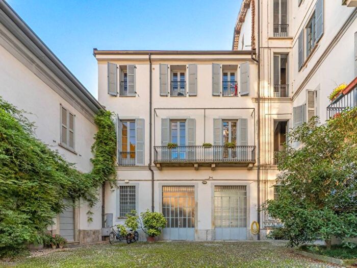 Appartamento trilocale in affitto in Corso Lodi, Porta Romana Medaglie dOro, Milano