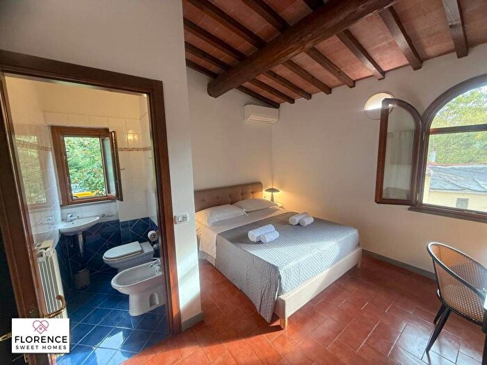 Appartamento trilocale in affitto in Via Simone Martini, Cintoia Le Torri, Firenze