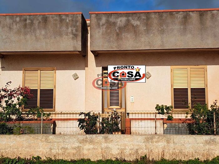 Casa con 5 locali in vendita in Marsala