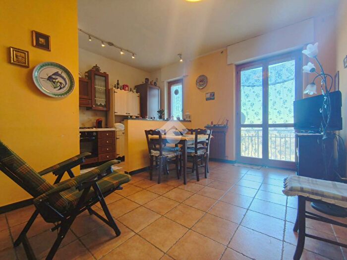 Appartamento trilocale in vendita in Viale Belvedere, Morsasco