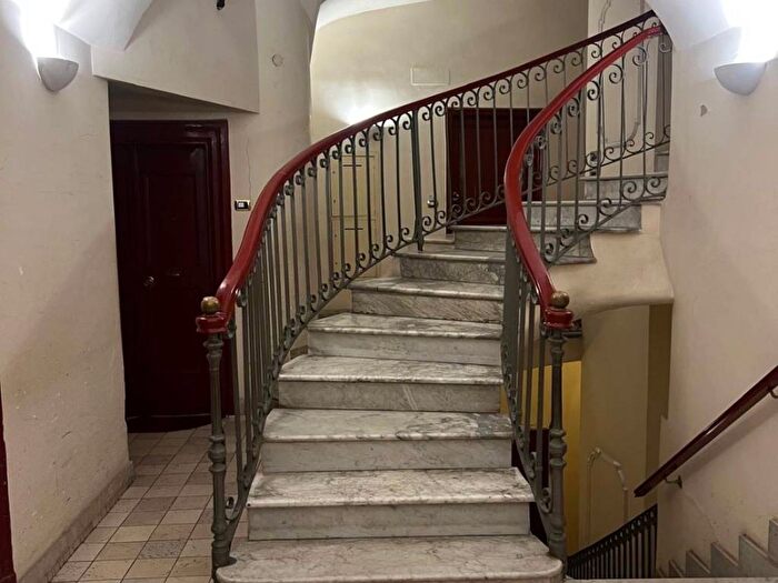 Appartamento bilocale in affitto in Via Ludovico Muratori, Colle Oppio, Roma
