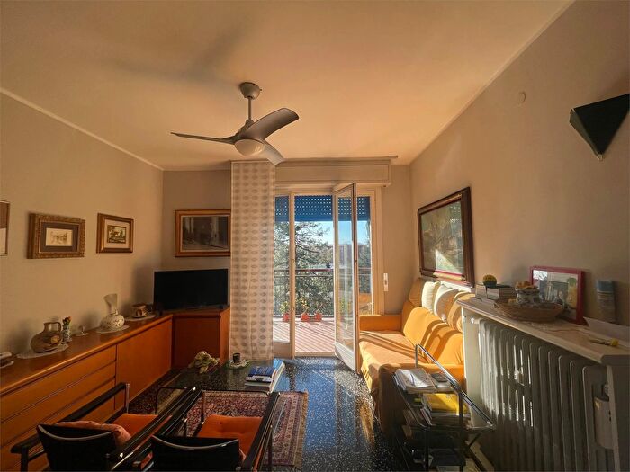 Appartamento trilocale in vendita in Milano Baggio Forze Armate Quinto Romano Via Osteno, Milano