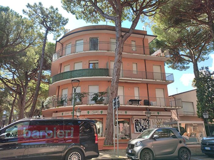 Appartamento trilocale in affitto in Viale Gramsci, Cervia