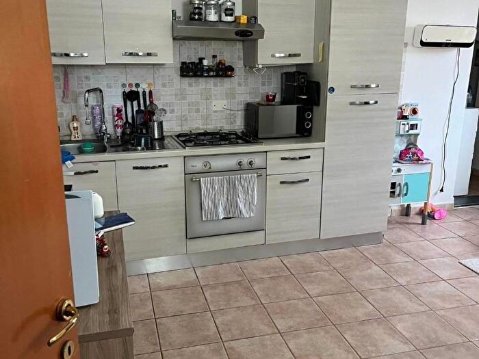 Appartamento trilocale in affitto in Via G B Barsuglia, Vecchiano Nodica, Vecchiano