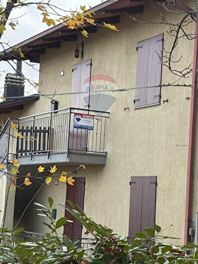 Appartamento quadrilocale in vendita in Via Poggioraso, Sestola