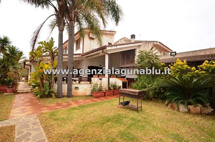 Casa con 5 locali in vendita in Lungomare Fata Morgana, Mazara Del Vallo