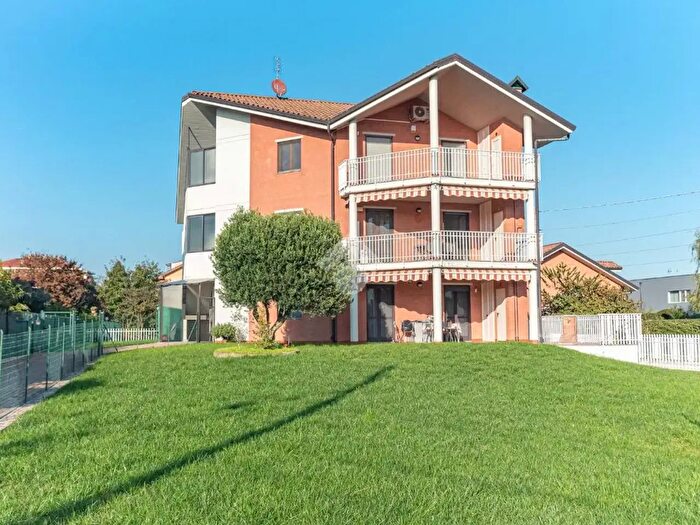 Appartamento quadrilocale in vendita in Via De Gasperi, San Maurizio Canavese