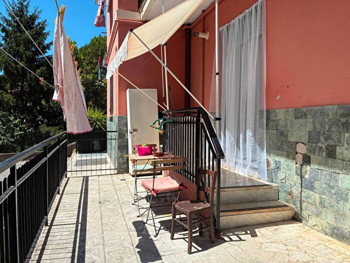 Appartamento bilocale in affitto in Via San Felice, Molassana, Genova