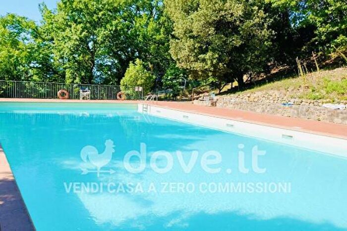 Appartamento quadrilocale in vendita in Viale Luciano Berio B, Radicondoli