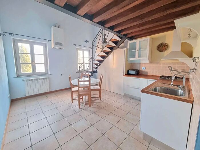 Appartamento bilocale in vendita in Via San Piero in Mercato, Montespertoli