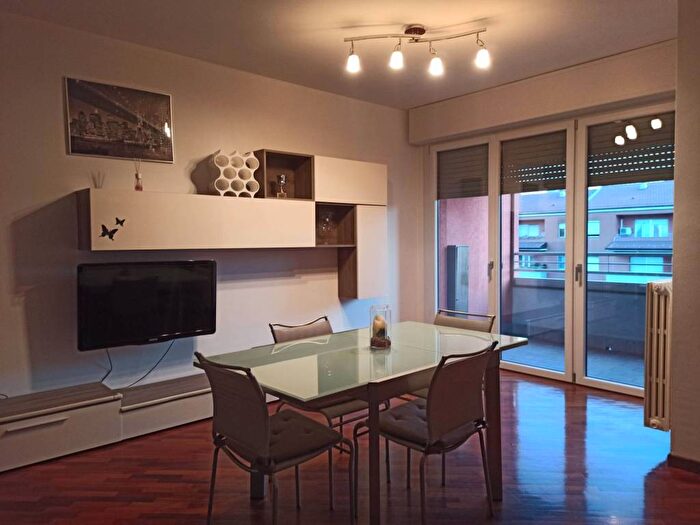 Appartamento trilocale in affitto in Via Appennini, Gallaratese, Milano