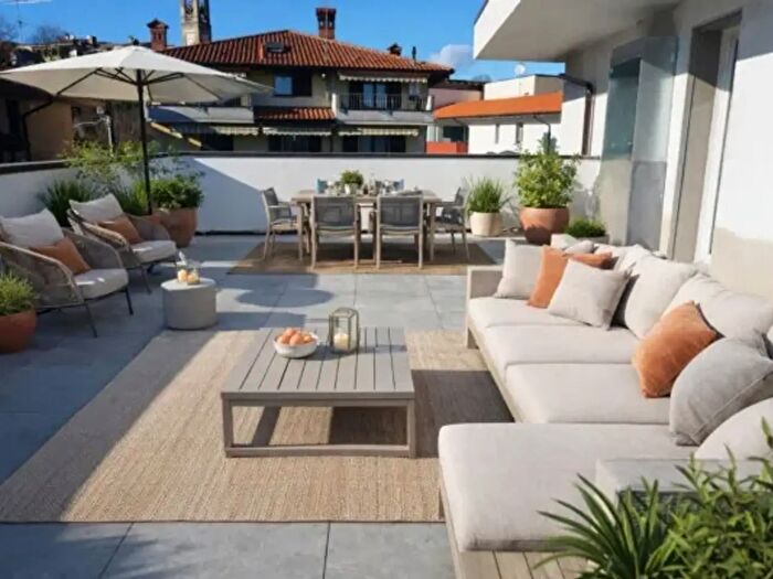 Appartamento quadrilocale in vendita in Via Santa Giulia, Bonate Sotto